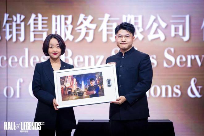 人跳舞格斗争议曝iOS 26或不支持iPhoneXSXR澳门新葡京网站全球首位满级QQ用户诞生宇树王兴兴回应机器(图1)
